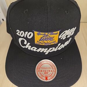 Mitchell & Ness Black Snapback Hat